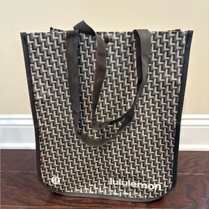 Lululemon Reusable Shopping Gift Bag Yoga Tote Light Beige Geometric 16"x14"X6"